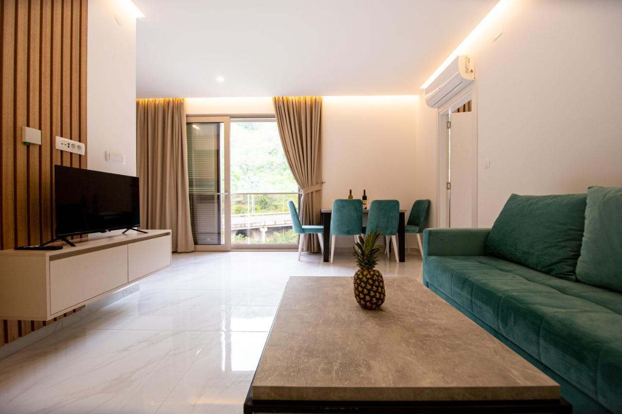 Aura Tower Aparments By In Рафаиловичи
