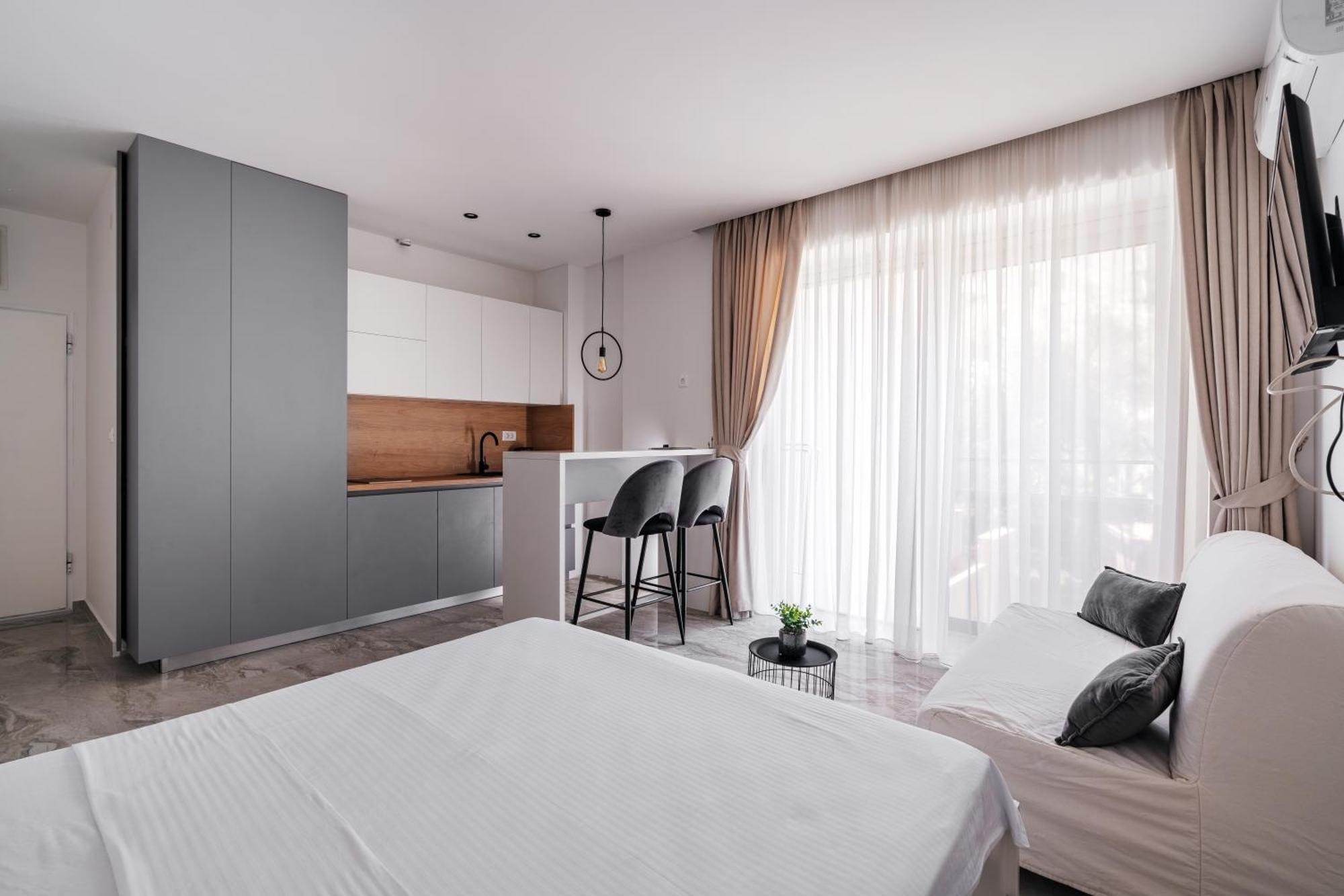 Aura Tower Aparments By In Рафаиловичи